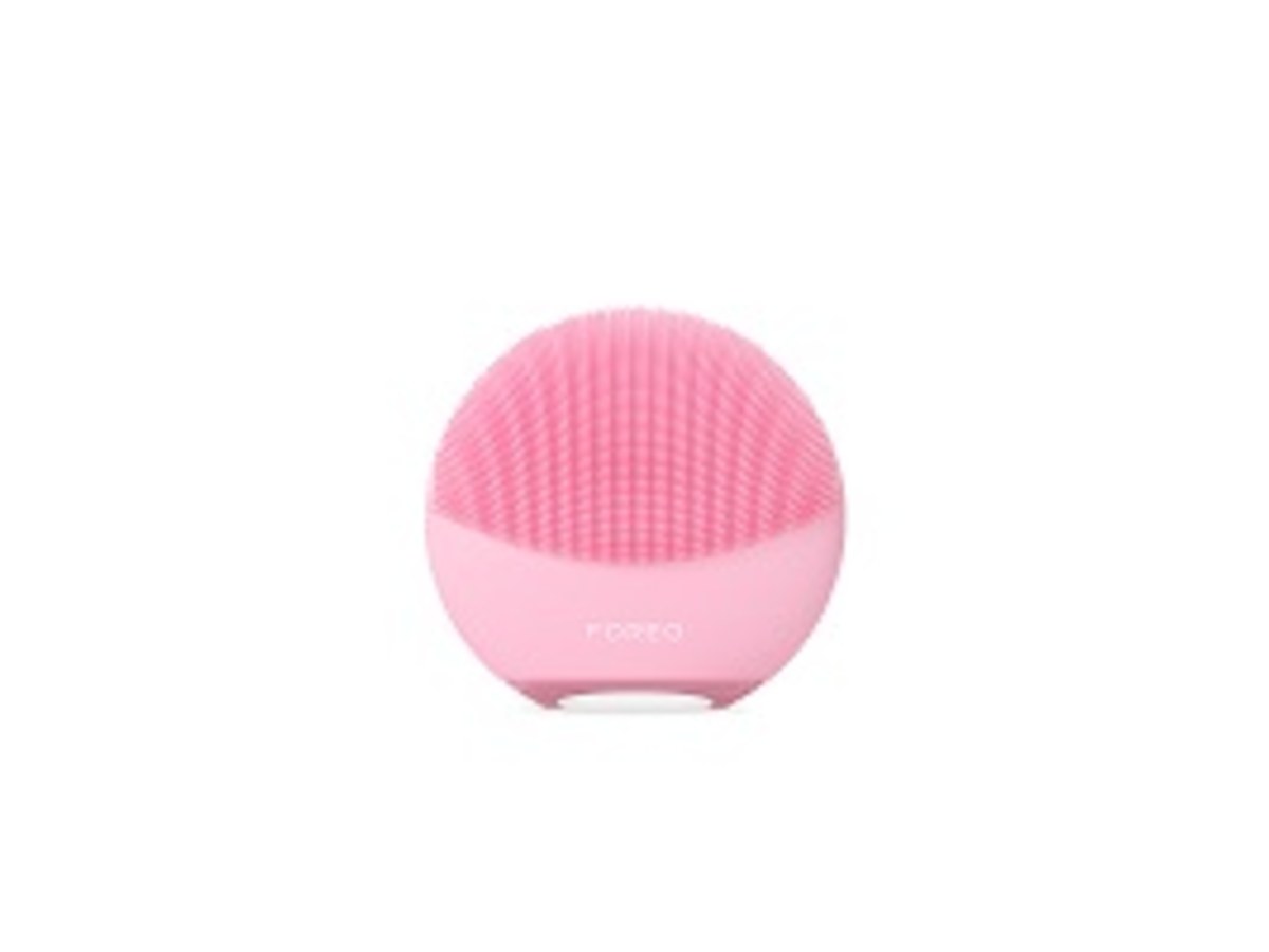 FOREO LUNA 4 Play 智能淨透潔面儀-浪漫粉